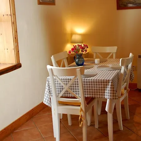 Corriebrack * Hollywood (Wicklow)