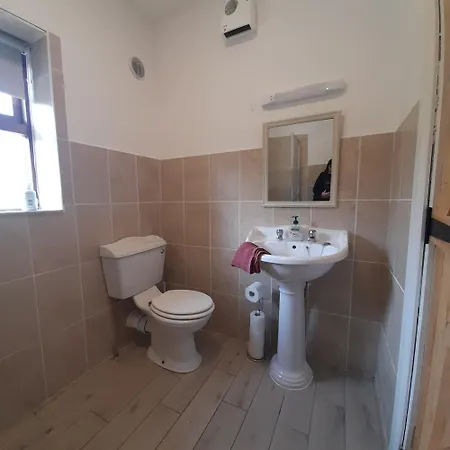 Corriebrack * Hollywood (Wicklow)